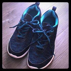 Vionic sneakers 6.5🇱🇷